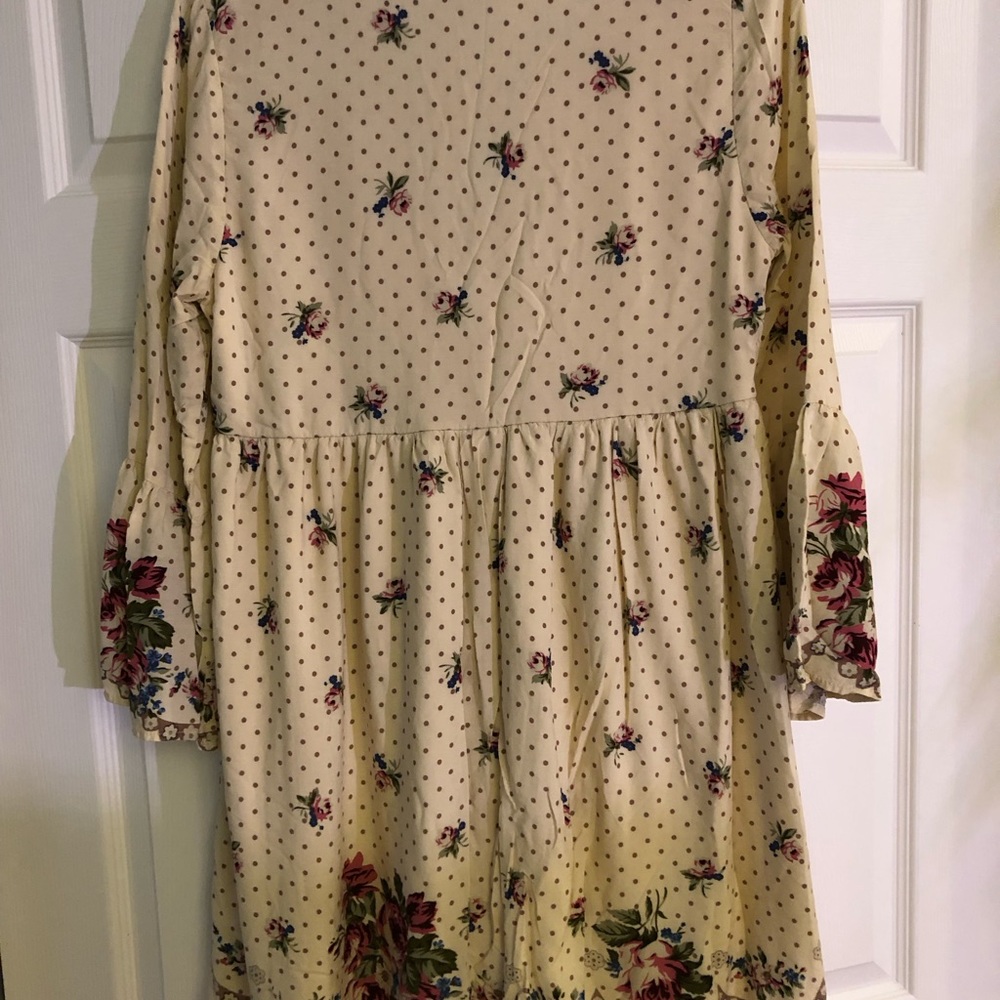 Dress - Picture 3 of 3